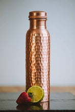 Load image into Gallery viewer, Copper Bottle Hammered (1L)